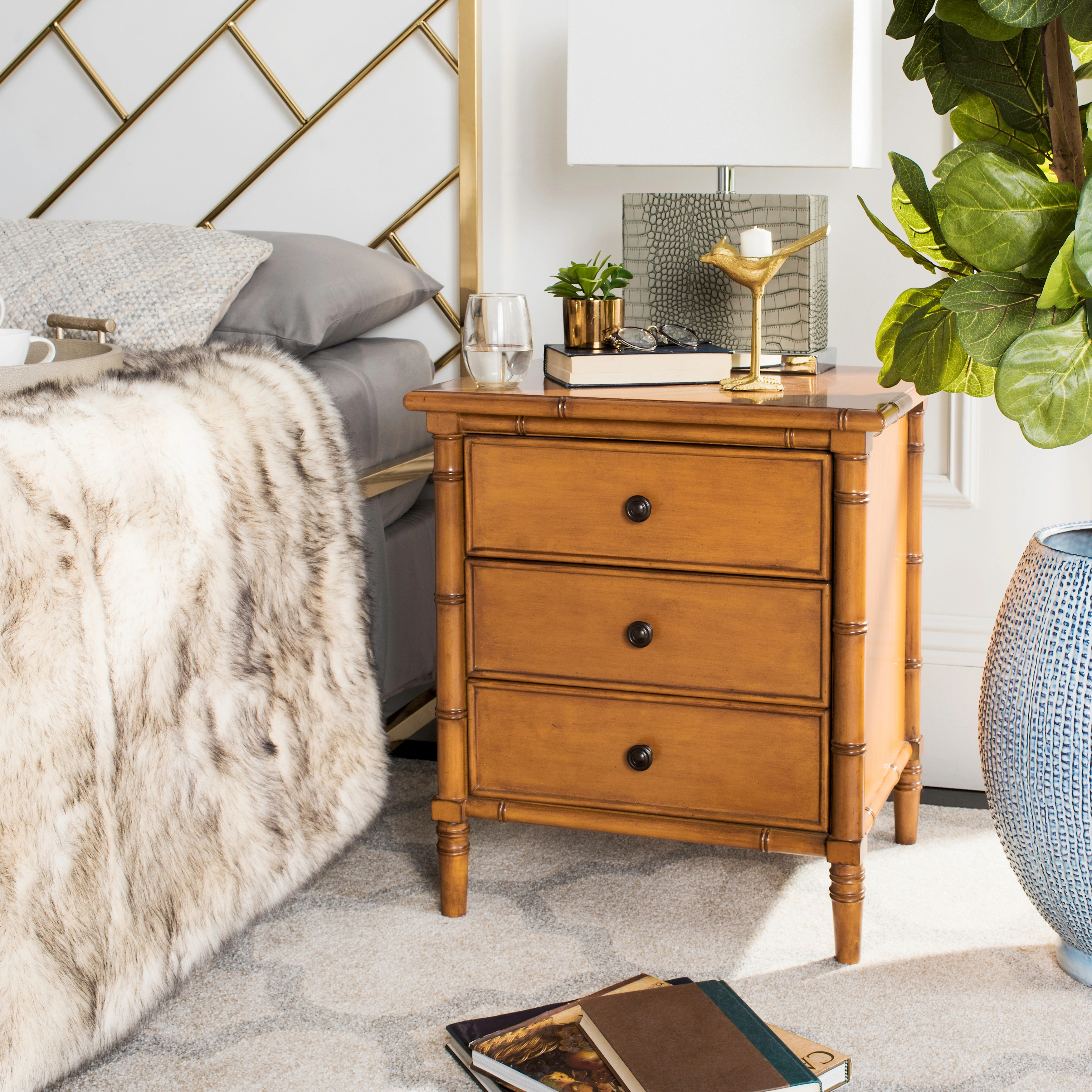 SAFAVIEH Jasmyne Modern Coastal 3-Drawer Navy Bamboo Nightstand - White/Gold | Overstock