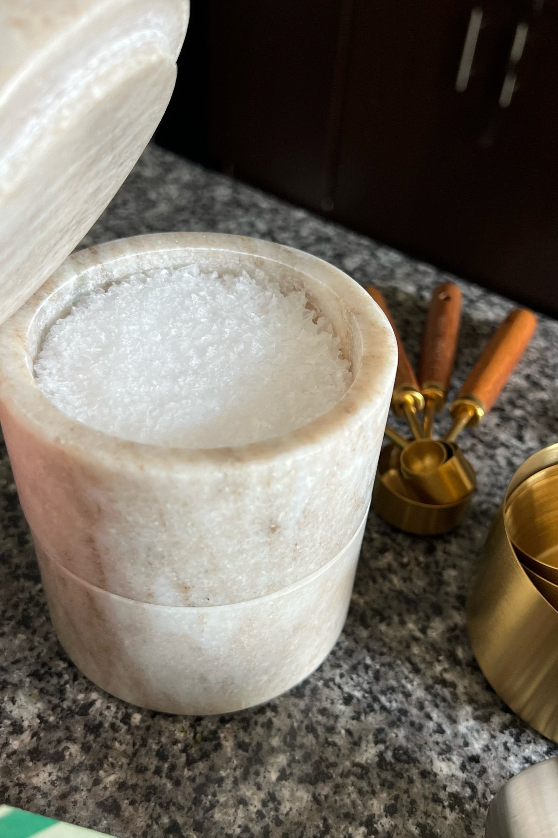 I looove this marble stacking salt/pepper cellar!

Most I find are color blocked and have different materials but we have so many wood/shades in our kitchen already. This neutral is stunning and exactly what I was looking for!! 


#LTKSeasonal #LTKHome #LTKU