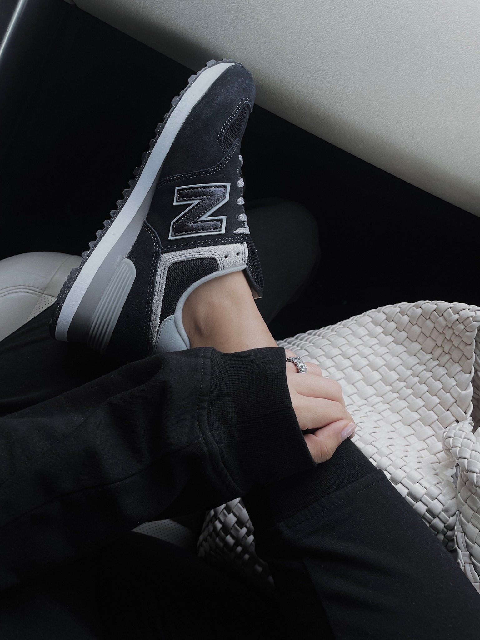 New balance sneakers 

#LTKshoecrush