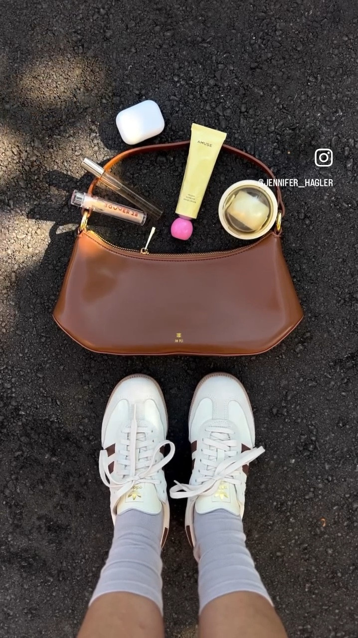  What’s currently in my bag(s) 

#LTKStyleTip #LTKBeauty #LTKNYFW