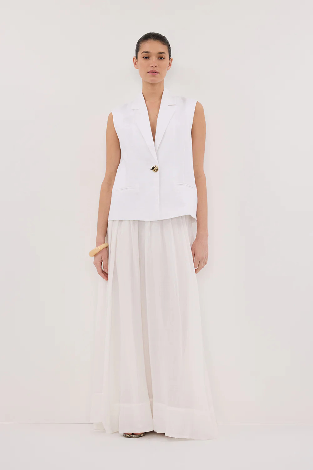 SELAH WHITE LINEN SLEEVELESS VEST | DISSH