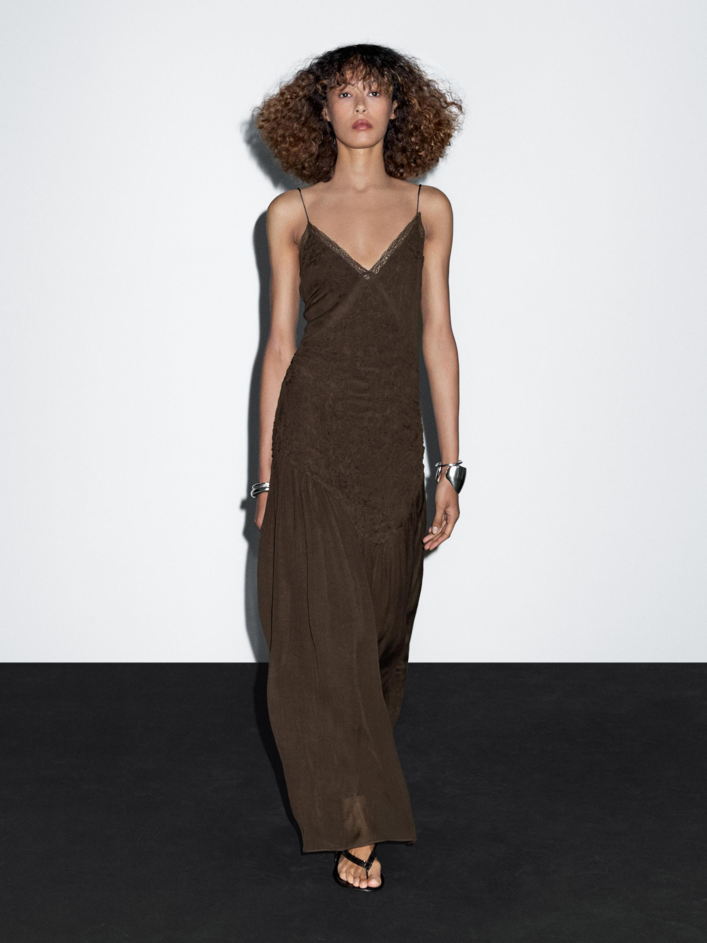 Long dress with flounce and gathered detail at the torso. Strappy. Side zip fastening. Lined.  Wr... | Massimo Dutti UK