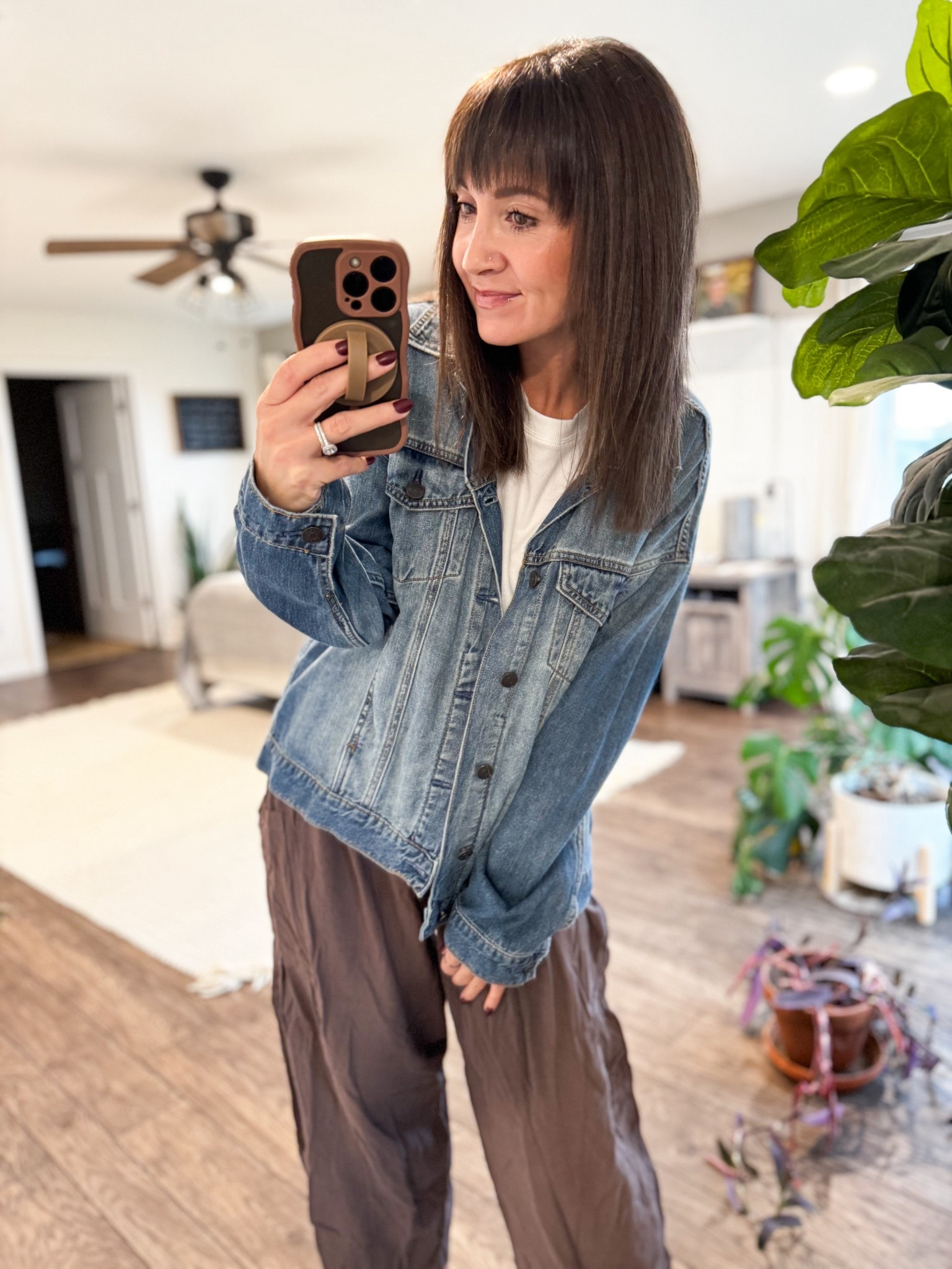 Comfy, cozy, and cute — today’s outfit feels like a warm hug 🤍✨ 


Shirt small 
Jean jacket: small
Pants: small



#OOTD #CozyVibes #ComfyChic #ootd #outfit #outfits #outfitoftoday #outfitoftheday #outfitofthedaybabe #outfitofthedayideas #outfitideas4you #outfitideasforyou #outfitinspiration #outﬁtinspo #outfitideas #outfitidea 

#LTKFindsUnder100 #LTKU #LTKStyleTip