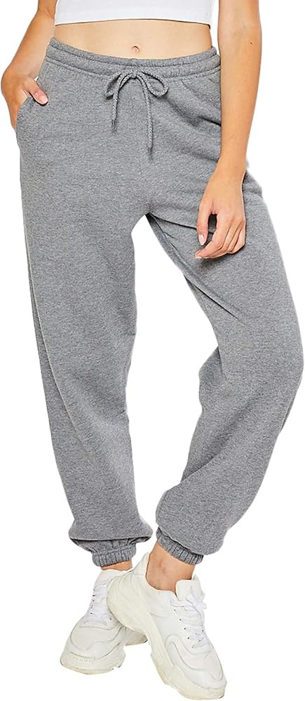 esstive Women's Ultra Soft Fleece Comfortable Basic Lightweight Casual 90's Oversized Sweatpants | Amazon (US)