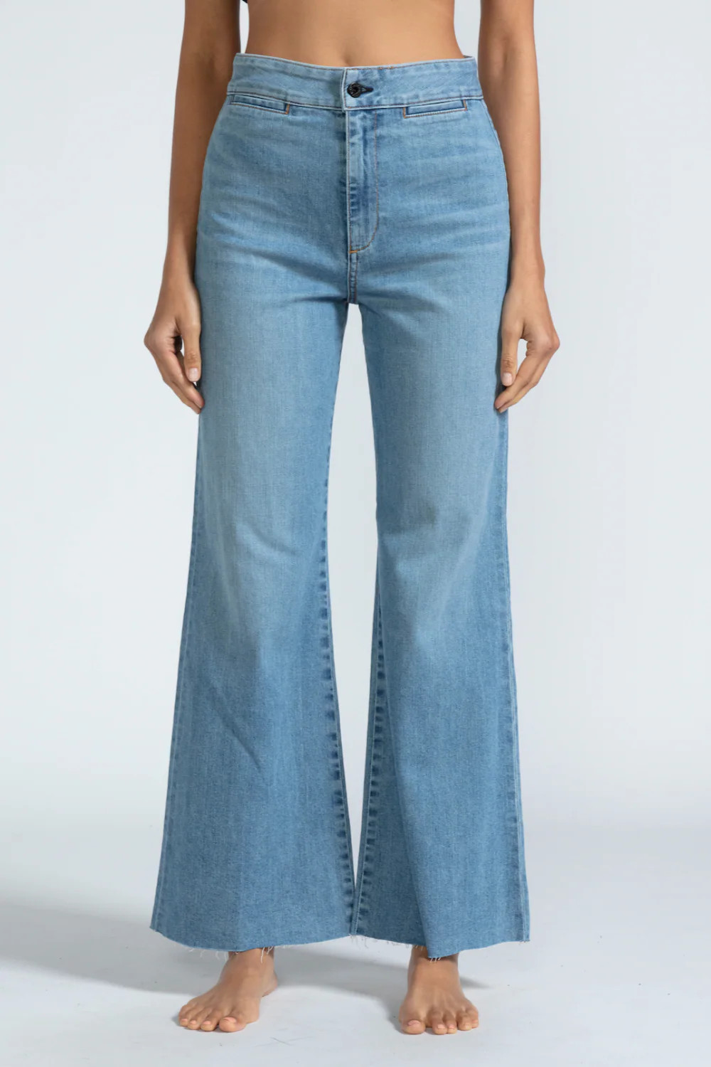 Cropped Brighton Barrio | Curio