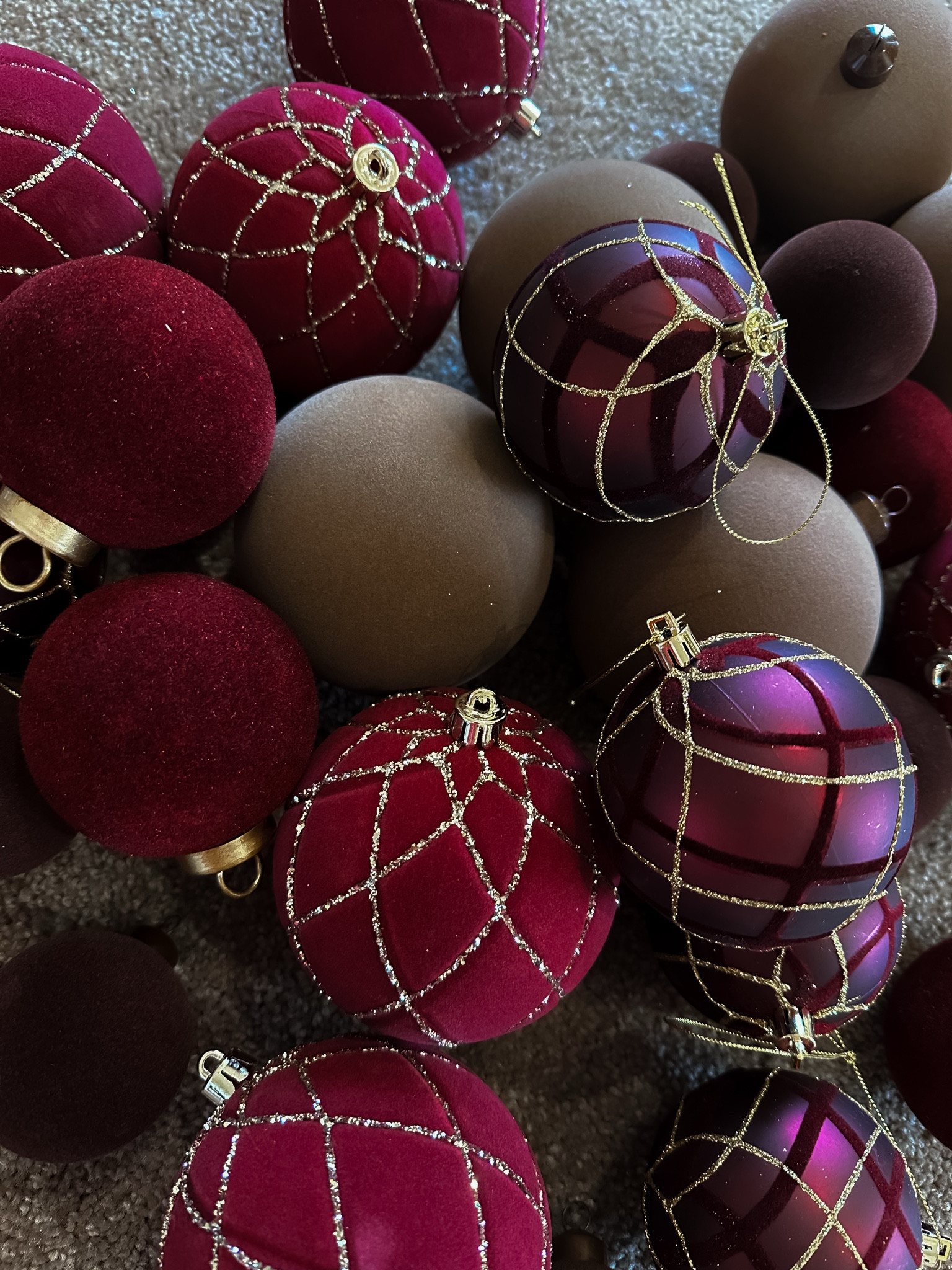 Christmas tree, ornaments, at home, hobby lobby, pottery barn, Amazon, home goods, tjmaxx, crate and barrel, Home, living room, formal room, west elm, lulu and Georgia, sale, stockings, fireplace, garland, gift box, tree skirt, hobby lobby, tree topper, star topper, bedroom, Christmas, tree, ornaments, at home, Amazon, Walmart, wayfair, target, bed bath and beyond, pottery barn, crate and barrel, west elm, tree skirt, tree ornaments, Christmas decor, Christmas tree, curtains, interior design, under 200, under 100, under 50, under 25, sweet Caroline collection 

#LTKhome 

#LTKHoliday #LTKFindsUnder50 #LTKSeasonal