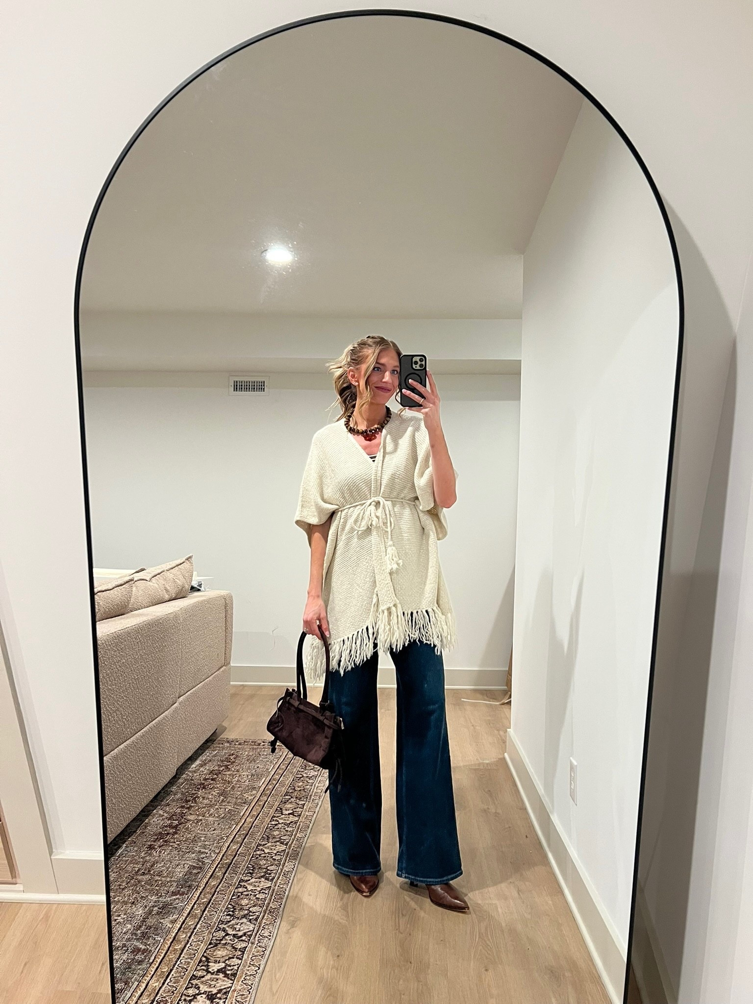 An easy elevated outfit 🤍
For sizing: Spanx wide-leg jeans in medium tall! I’m normally a small tall but sized up for pregnancy. They’re stretchy and come in long inseams 🙌

#LTKTall #LTKWorkwear #LTKBump