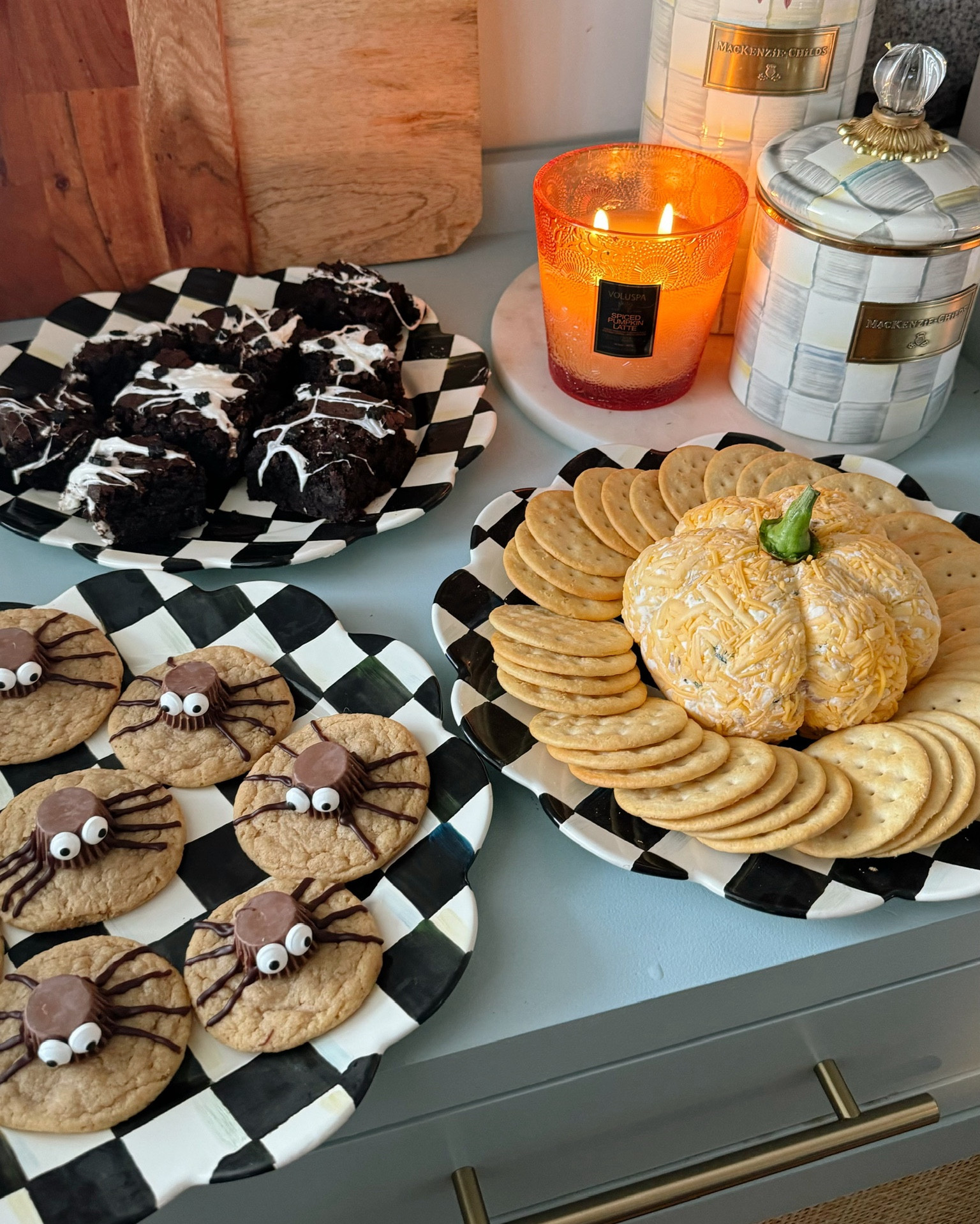 4 easy Halloween treat recipes!

Halloween recipes, Halloween party inspo, Halloween food, Halloween parties for kids, Halloween foods for kids, Halloween appetizer, Halloween savory recipes, Halloween sweet recipes, Halloween treat recipes, Halloween treats, Halloween cookies, Halloween brownies, Halloween dip, Halloween fruit

#LTKParties #LTKHalloween #LTKFamily