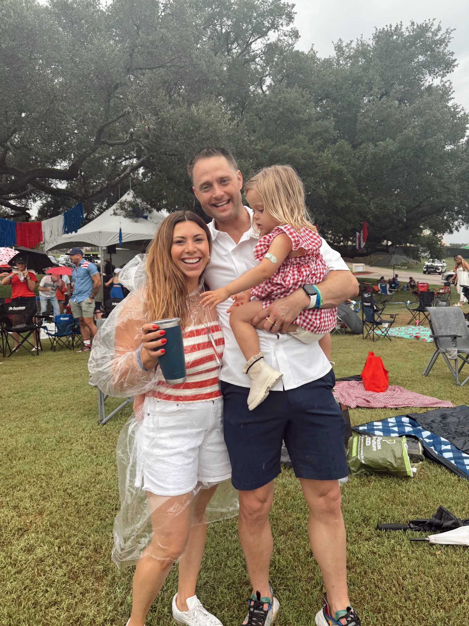 July 4 fit 

#LTKSeasonal #LTKFindsUnder50 #LTKStyleTip