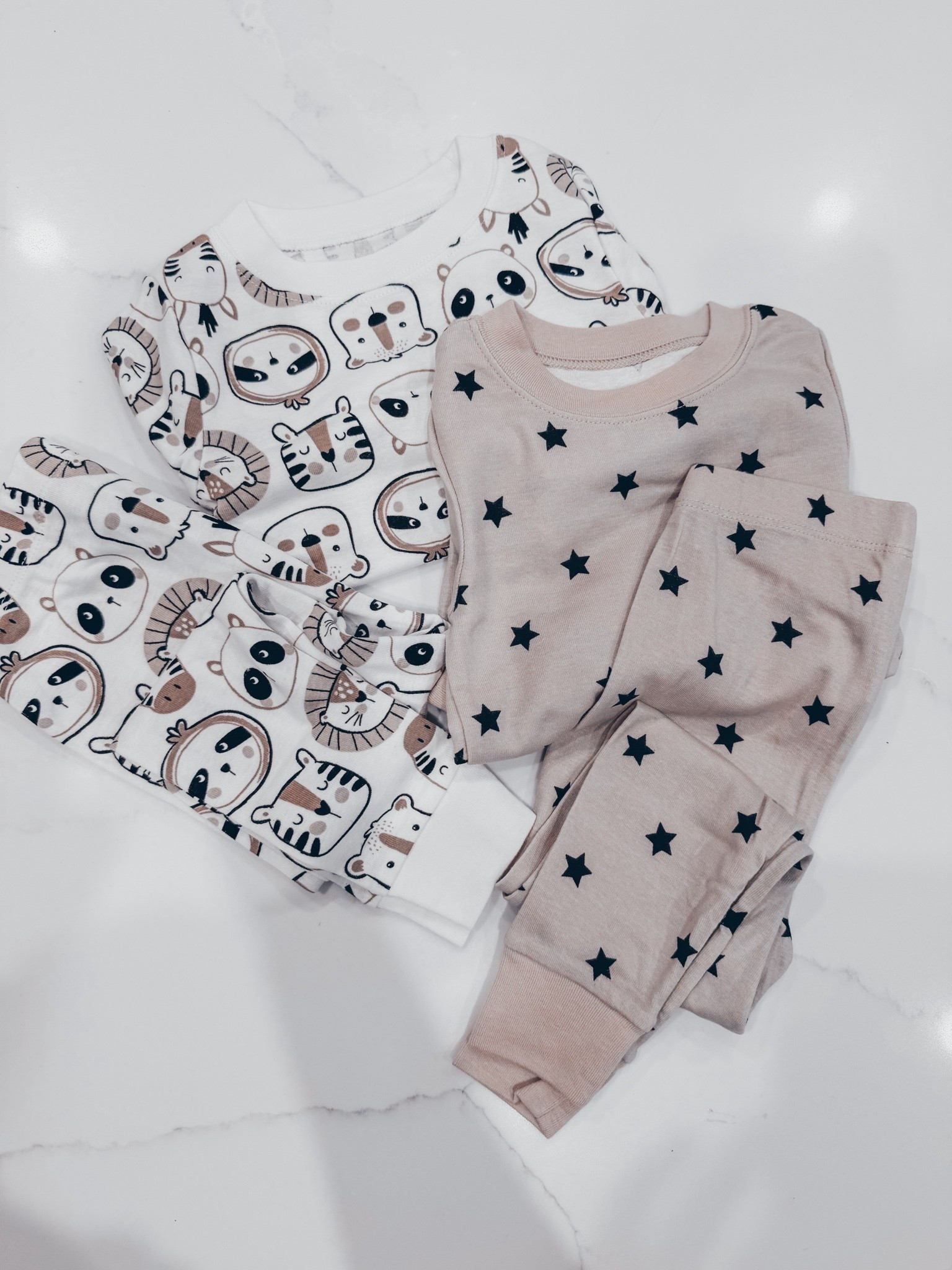 Set of 2 toddler pajamas for $12