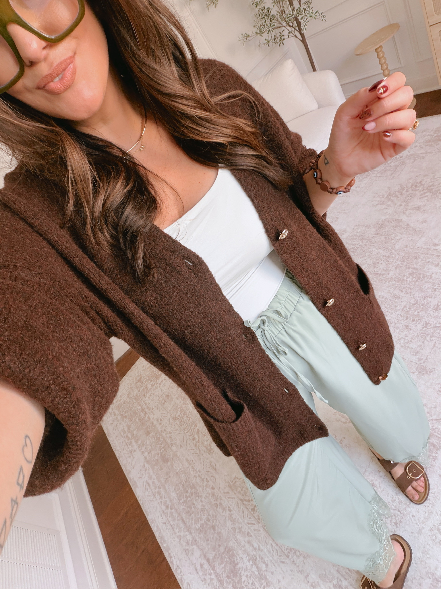 wearing an XL in the bottoms, large in the top

#LTKSeasonal #LTKMidsize