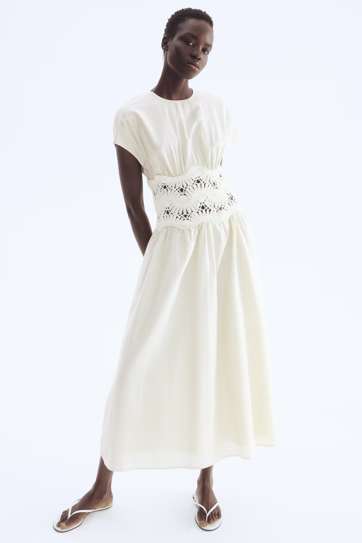 Vestido con detalles bordados - Crema - MUJER | H&M ES | H&M (FR, IT, ES, PT, BE)