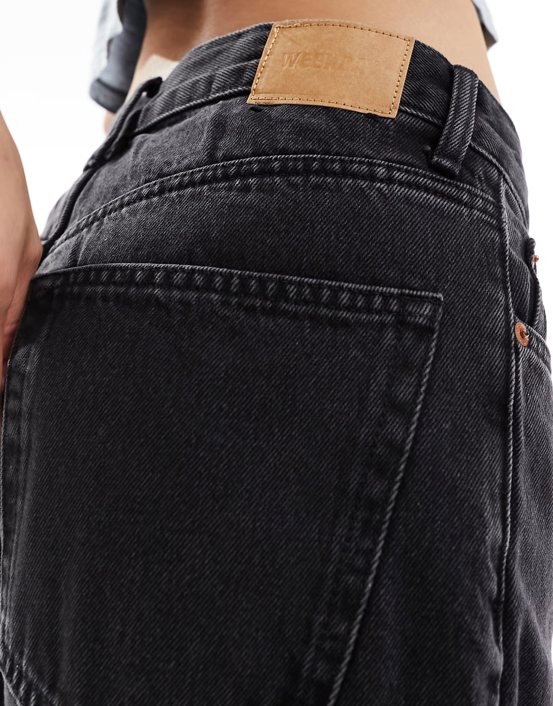 Weekday Unisex Astro loose fit wide leg jeans in tuned black | ASOS | ASOS (Global)