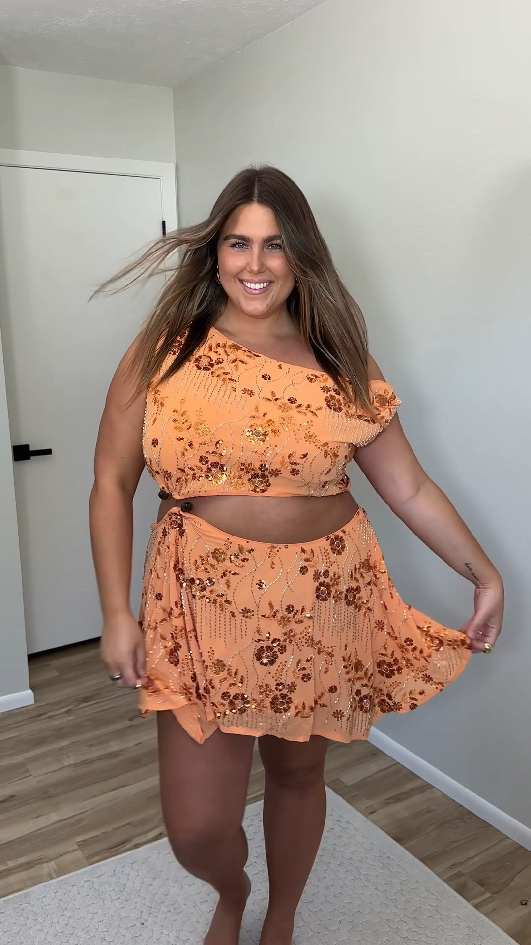 Size 18 in each dress !! In first dress I should have got 16

#LTKPlusSize #LTKNYFW #LTKMidsize