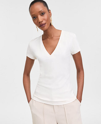 Women's Drapy Ribbed V-Neck Top | Macy's