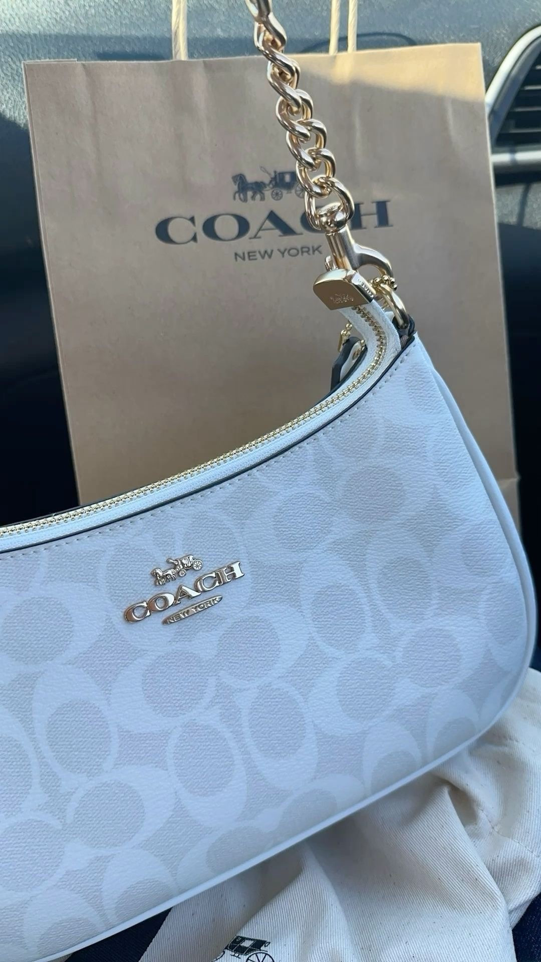 I’m actually obsessed with this Coach bag. This is for sure going to be my next big purchase! 

Key words: coach bags, coach purse, coach wallet, coach tote bag, coach shoulder bag, small bags, hand bags, affordable purse,  purses and handbags, purse charms, purse patterns, outfit aesthetic, outfit accessories   

#LTKbag