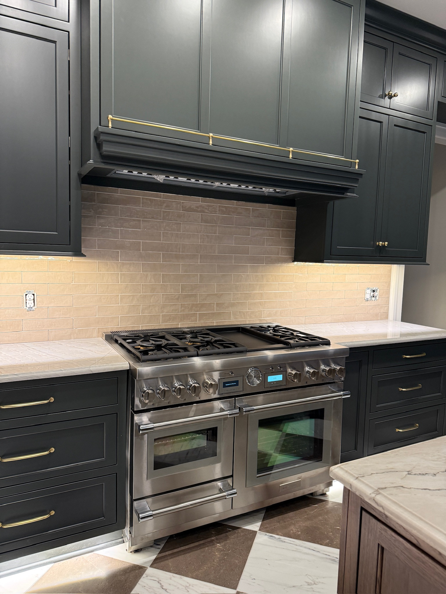 So excited to cook on our new stove 🤍😍

 Thermador, thermador stove, kitchen stove, kitchen oven & stove, kitchen needs, moving, Grace white

#LTKOver40 #LTKHome #LTKfoodie