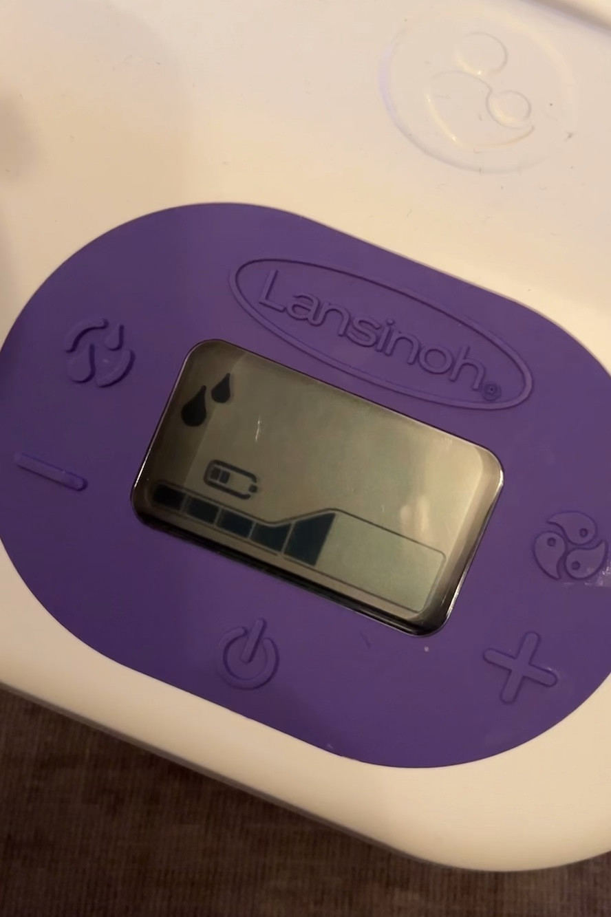 Lansinoh for the win! Less than 10 minutes and out the door. 💕 

#LTKKids #LTKBump #LTKBaby