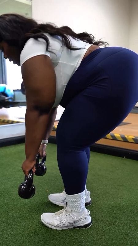 Feeling the burn in this must have gym set from Calia. It hugs me in all the right places and makes me comfortable throughout my entire gym session!

I’m wearing a size XL IN LEGGINGS and XXL in tops 

plus size fashion, fitness outfit inspo, leggings, workout, fitness set, spring gym set, gym outfit inspo, style guide, vacation, spring, summerr

#LTKfitness #LTKplussize #LTKfindsunder100