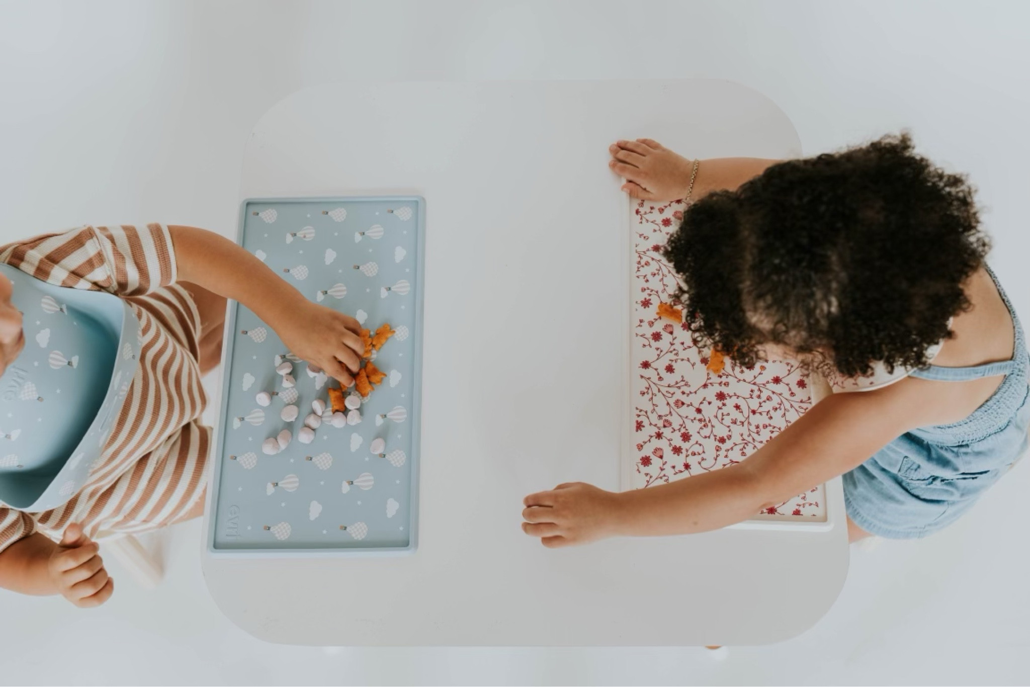 Evri Brand is now on LTK! created by & for the parents of little eaters - Evri creates high quality durable baby and toddler feeding products that are both aesthetic and functional. These are also great for feeding your little one on the go! 🌿 

Silicone plate, baby led weaning, silicone suction plate, silicone bib, baby placemat, wet dry pouch, baby spoon, toddler plate, baby feeding, toddler feeding, mom to be present, Grace White, A Southern Drawl

#LTKKids #LTKFamily #LTKBaby