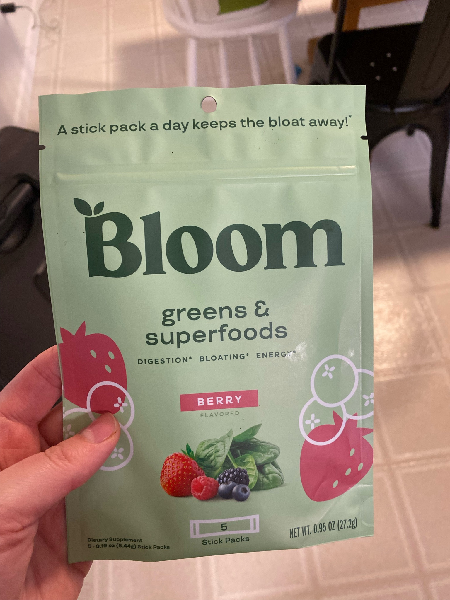 I started using these greens a few weeks ago. And I was SHOOK when I noticed a difference in my bloating. My fav flavor is the strawberry kiwi 



#LTKSeasonal #LTKfitness #LTKfindsunder50