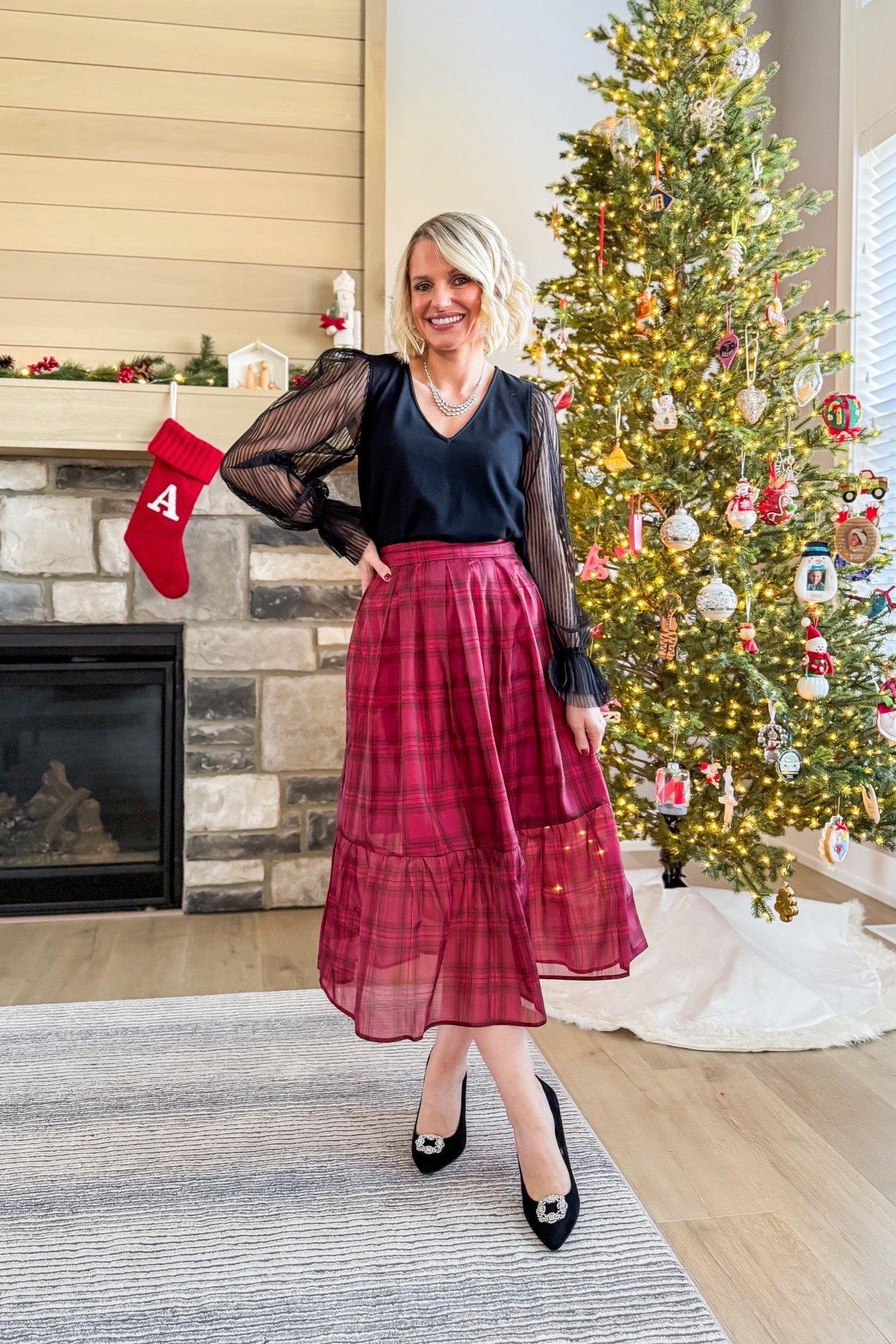 Holiday outfit idea from @gibsonlook! Top- xxsmall || skirt- xxsmall (don’t sized down) 
Gibsonlook code: THRIFTYWIFE10 for 10% off full price items! 

#LTKSeasonal #LTKPetite #LTKHoliday