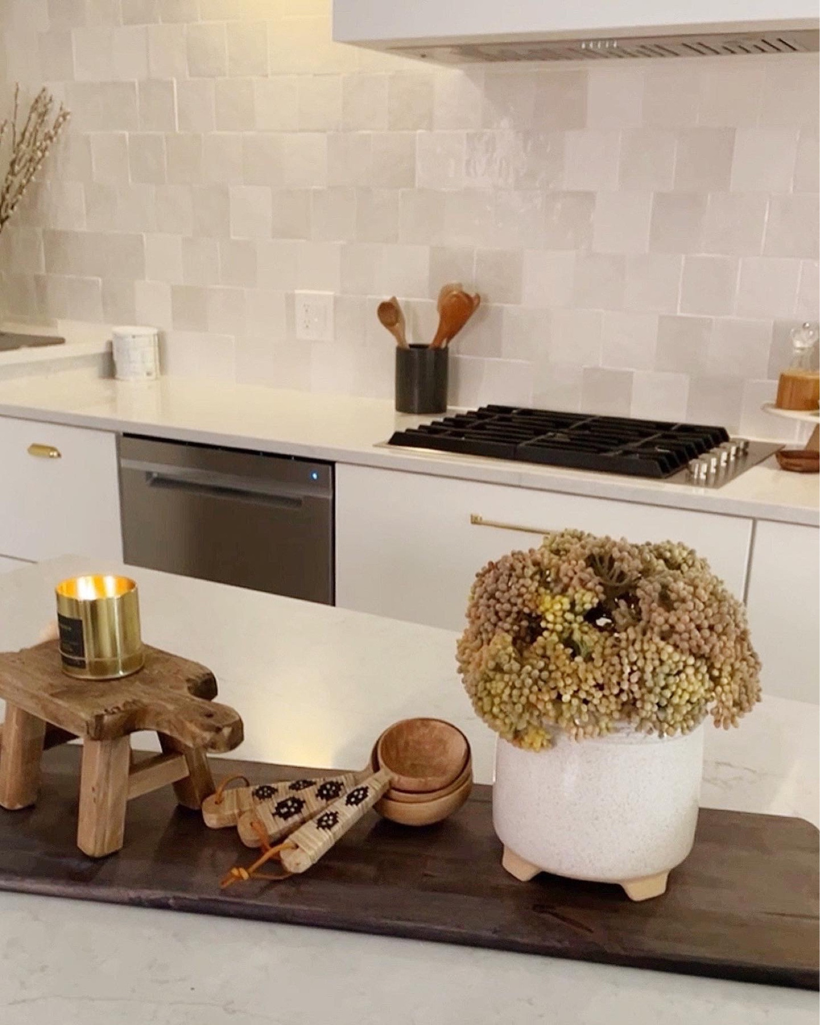 Fall kitchen decor 🍁

#LTKhome #LTKSale #LTKSeasonal