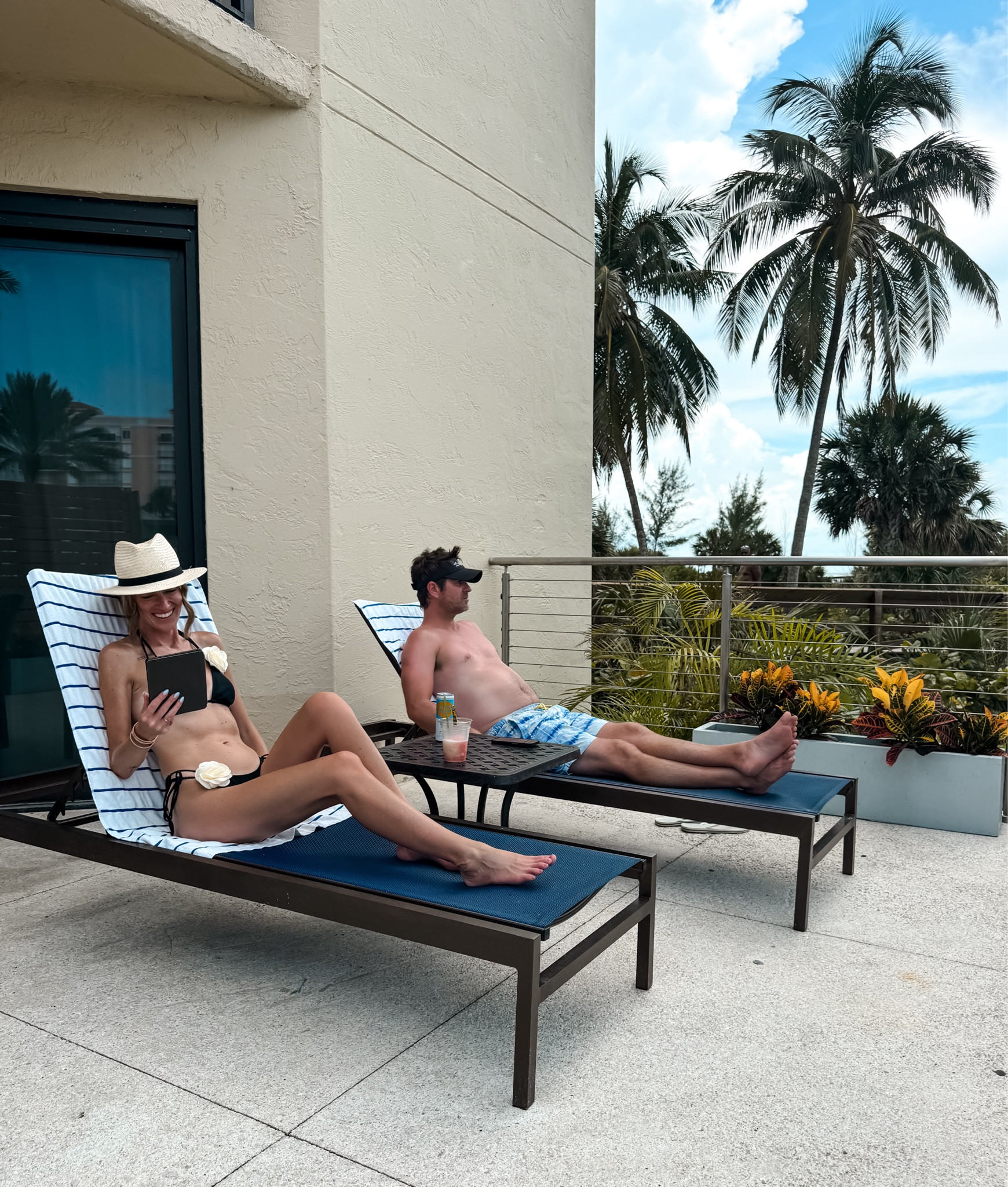 Kid-free vacations are the best because of the down time! I read THREE books while we were in Marco:

🌸 A Curse of Breath and Blood 5/5 my first ever fantasy read, and it’s also the first of a series. Safe to say I’m hooked!

🥂 Ladykiller 4/5 a thrilling novel, set in Greece, and every character has a slew of secrets! 

⛵️On The Surface 4/5 a twisty story about a YouTuber who goes missing from her sail boat — major Gone Girl vibes!

What have you read lately?? 
#netgalley @netgalley