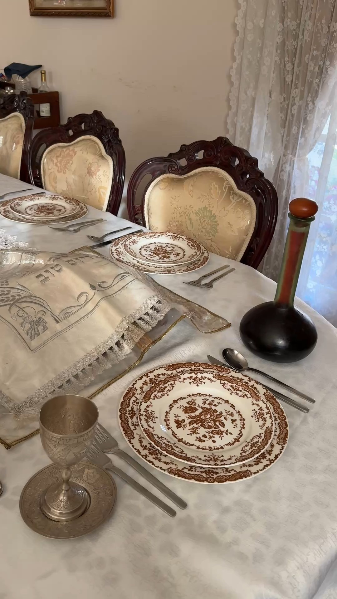 I’ve had my eye on these HomeElves 8.5” ceramic salad plates for over a year and finally grabbed them when they went on sale. The perfect vintage-inspired touch for a timeless Shabbat table. Simple, elegant, and microwave safe (because real life). 🕯️🍽️
 




#LTKvlog #LTKmomlife #LTKHome