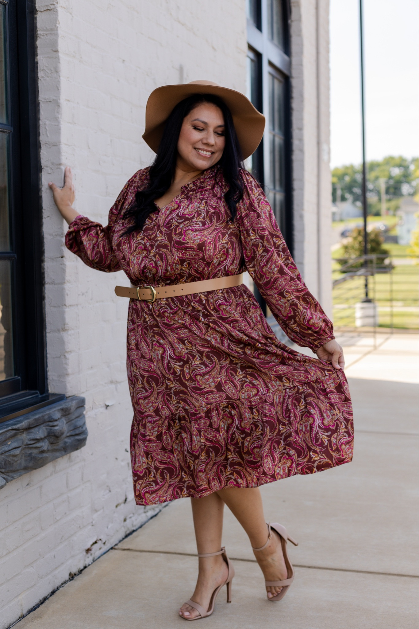 Fall Dresses | Lane Bryant

This stunning paisley print dress from Lane Bryant has autumn written all over it. Pair it with a classic belt and chic hat for a touch of elegance. 

#lanebryantpartner #FallFashion #falldress #OOTD

#LTKSeasonal #LTKPlusSize #LTKFallSale