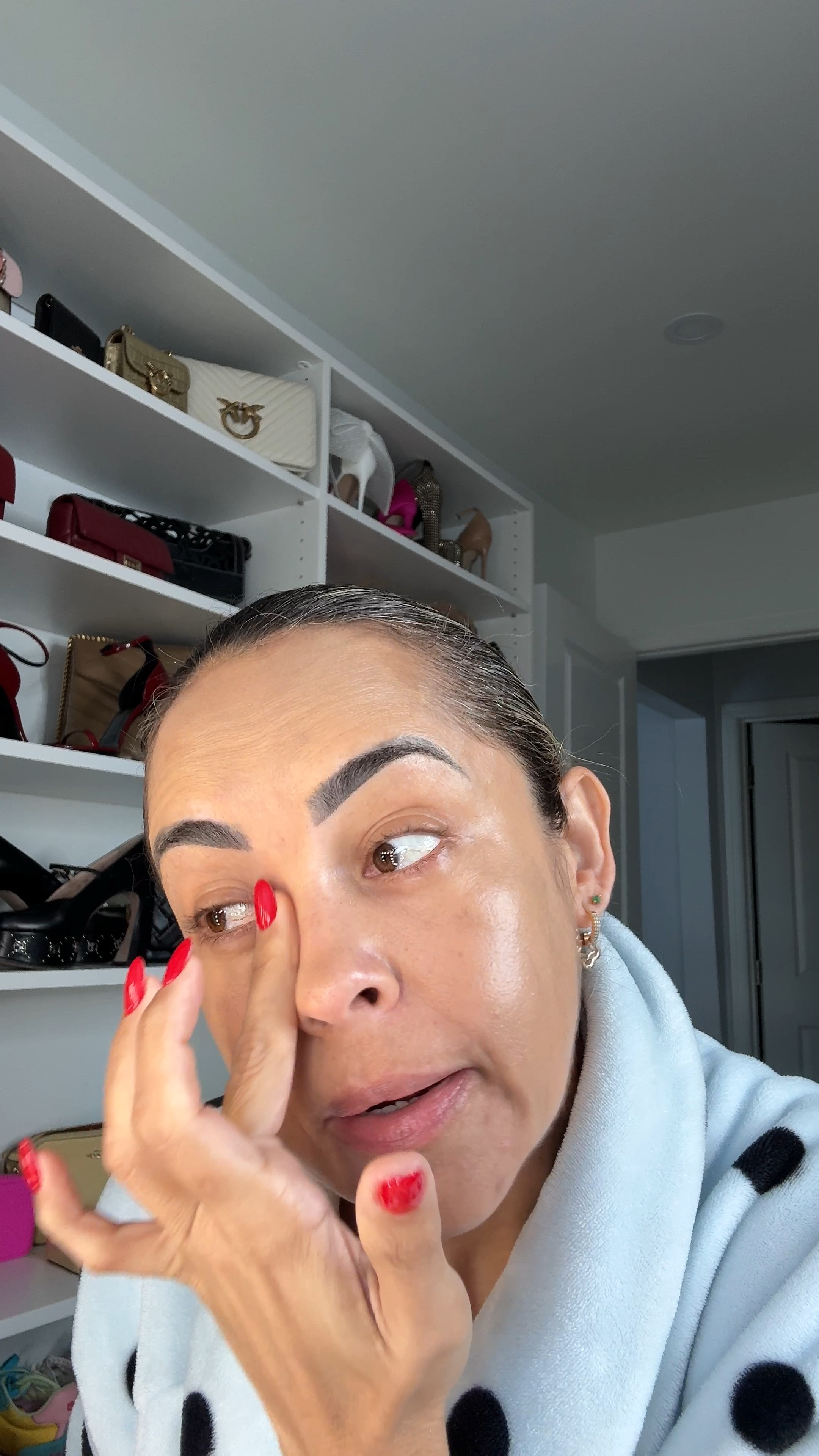 Probando la base de Armani!!

Le doy todo mi opinión justo la estamos probando! La Acabo de comprar! 


#LTKBeauty #LTKGiftGuide #LTKStyleTip