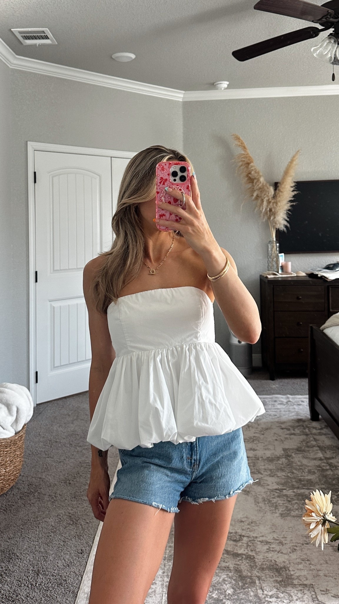 use code DRESSESAF :) i’m wearing my usual size 26 in the shorts (they run true to size!) and a size small in the top, but i recommend sizing down!

#LTKFindsUnder50 #LTKFindsUnder100 #LTKSaleAlert