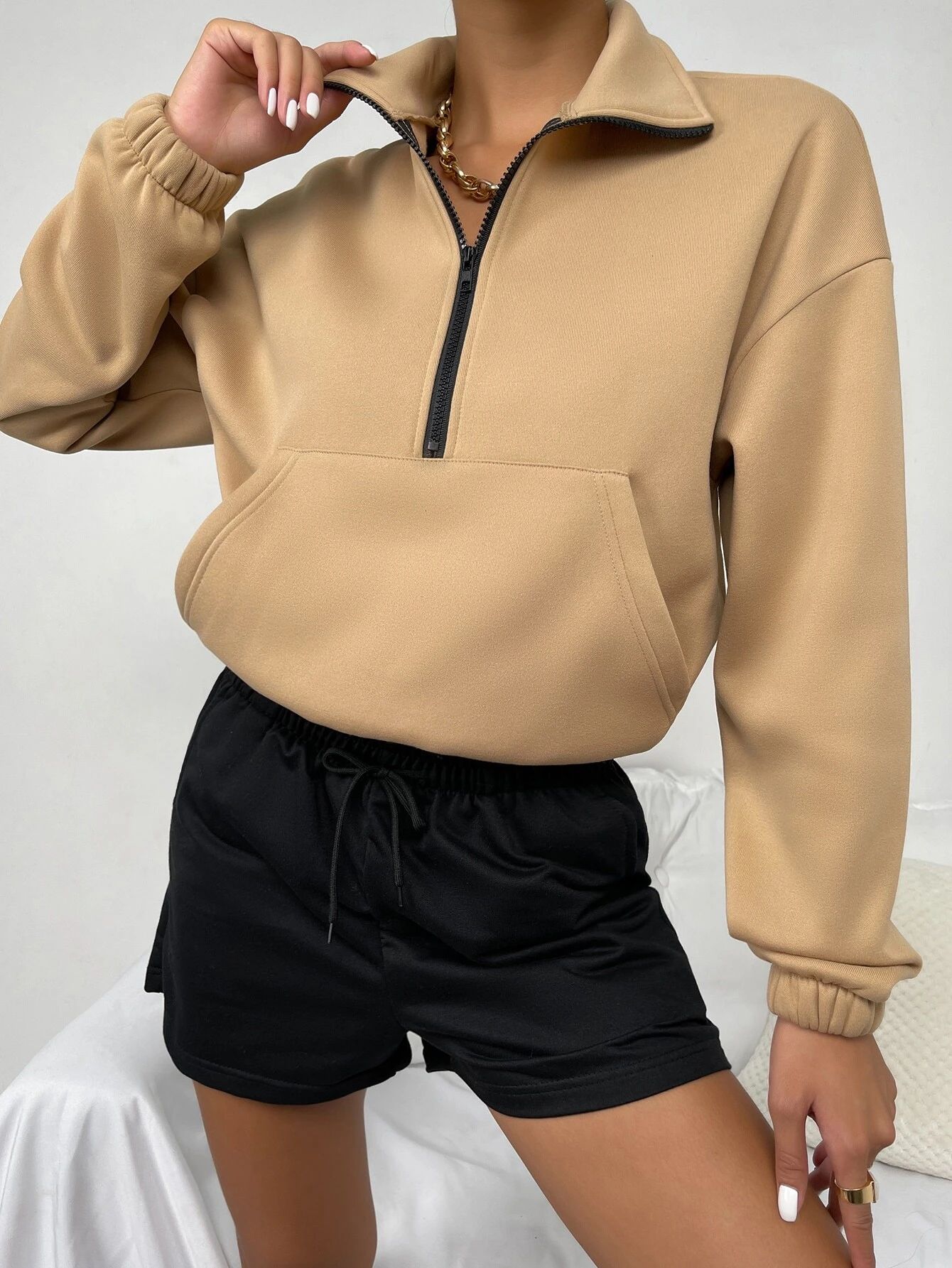 Kangaroo Pocket Drop Shoulder Half Zip Up Thermal Pullover | SHEIN