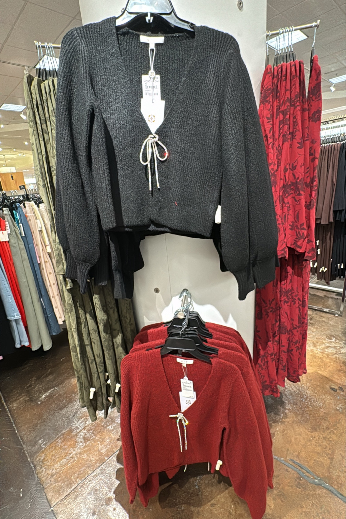 Fall sweaters
Fall family photo outfits
Fall outfits
Sweater 

#LTKParties #LTKSeasonal #LTKStyleTip