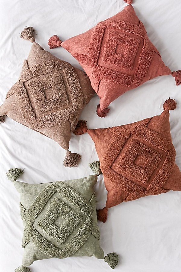 Diamond Tufted Throw Pillow | Urban Outfitters (US and RoW)