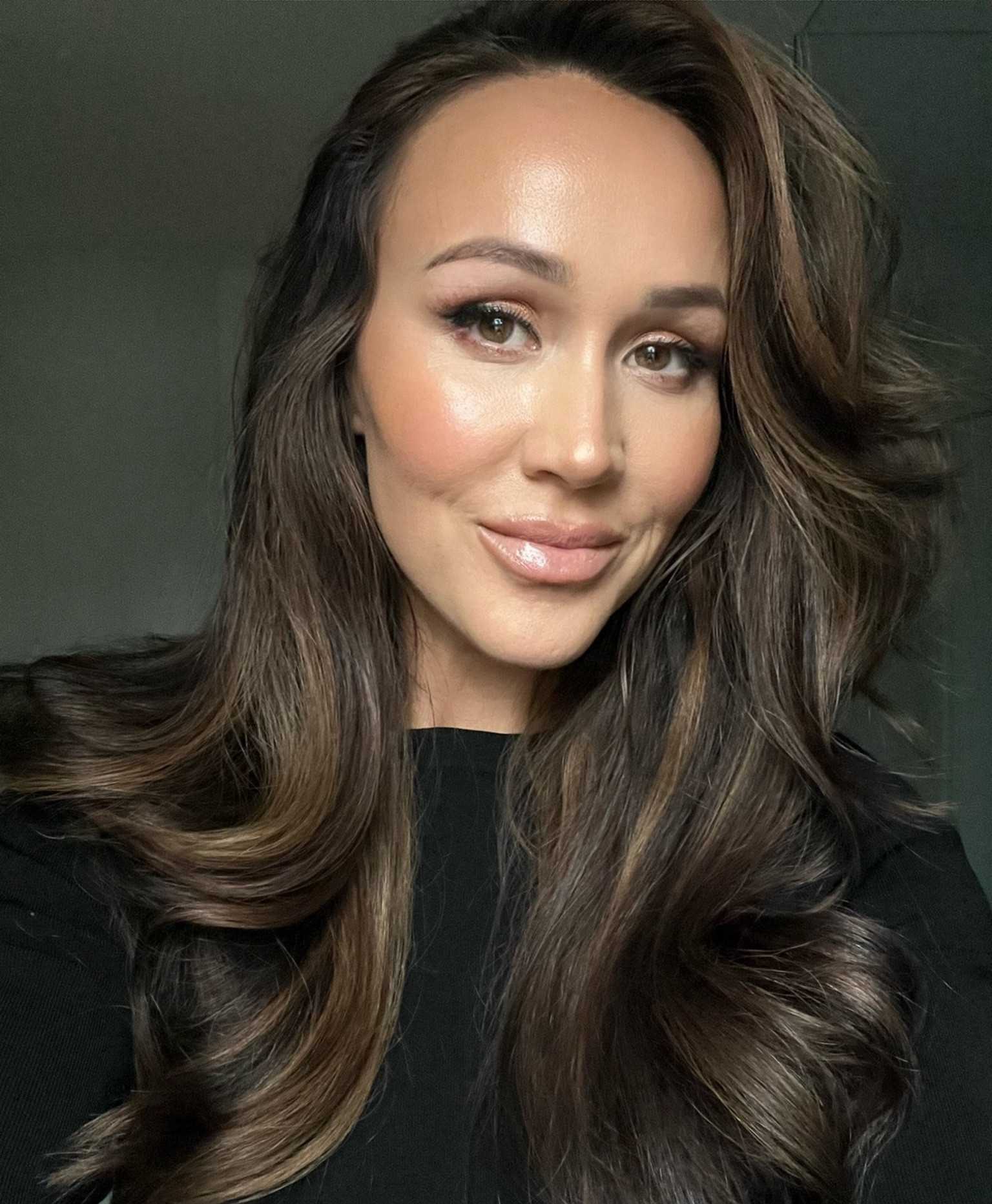 Today I tested the new Haus Labs foundation and I’m here to say… if you love full coverage, this is your product. A little goes a long way and the finish is a luxurious velvet semi matte. I mixed shades 270 and 160. Full look linked 

#LTKbeauty