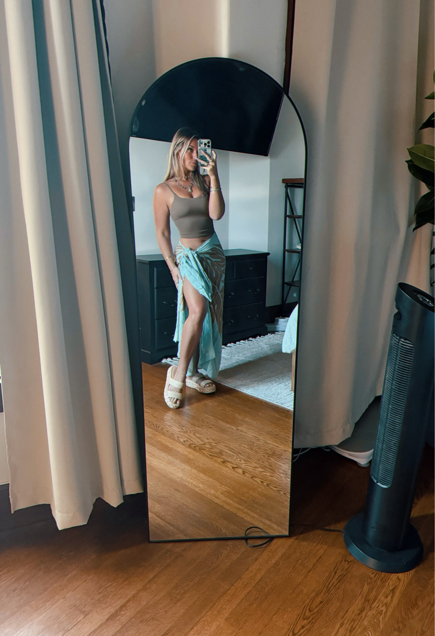 I’ll wear this all summer.

#ltkstyle #ltkfinds #ltkseasonal #summerstyle #summeroutfit #beachstyle #beachoutfit #sarongstyle #raffiasandals #sandalstyle #casualchic #effortlessstyle #ootdlook #outfitideas #styleinspo #coastalstyle #vacationstyle #everydaystyle #minimaloutfit #summerfits 

 

#LTKdayinmylife #LTKgrwm #LTKootd