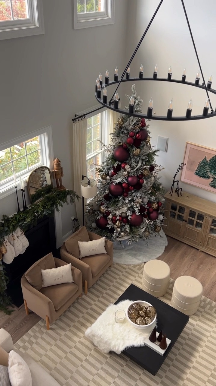 Living room Christmas decor, accent chair, Target, Walmart, holiday decor, Amazon, Loloi rug, ornaments, garland

#LTKHoliday #LTKHome #LTKSeasonal