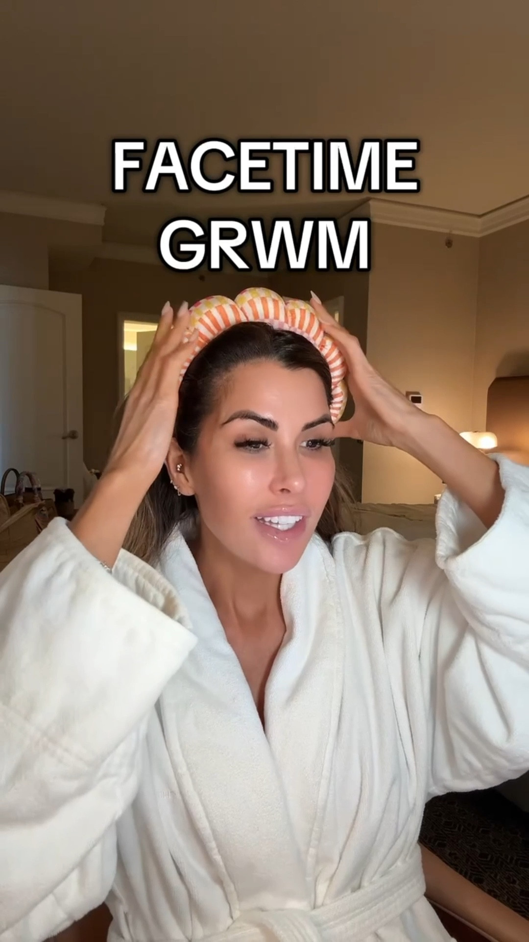 Linking all shade names below! 
NYX brow glue, Estée Lauder:4N1 Shell Beige, LYS contour stick: Courage, Victoria Backham contour stylus: Travertine, Huda Beauty Color Corrector: Cherry Blossom, Tower 28 Concealer: 2.0 BU, Hourglass concealer: Silk, One Size setting spray, Sisley Powder:Blur Expert Beige, Victoria Beckham Brown Eyeliner: Cocoa, Makeup by Mario: Master Mattes Eyeshadow Palette, Haus Labs Blush:Glassy Cinnamon, Charlotte Tilbury Pink Blush: Rosy Glow, Highlighter Gucci: Opal Pink

makeup, glow serum, beauty products, get ready with me, GRWM, Morning routine, Back to school, Emily Ann Gemma

#LTKBeauty