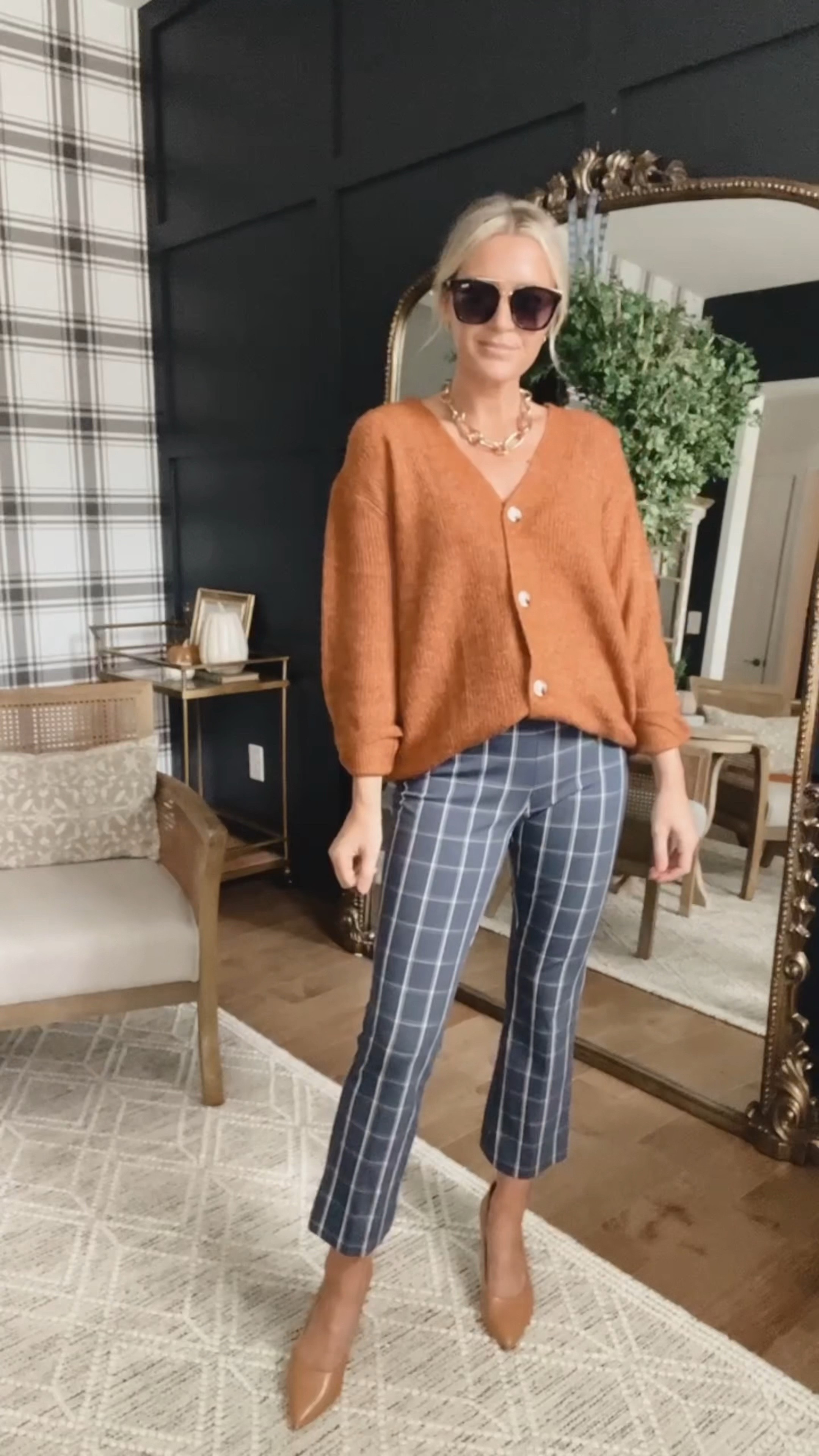 Target workwear! 
Size XS in puff sleeve top
Size 6 in green flares
Size 6 in grid pants 
Size small in large grid pants 
Size XS in sweater 
Size XS in cardigan 