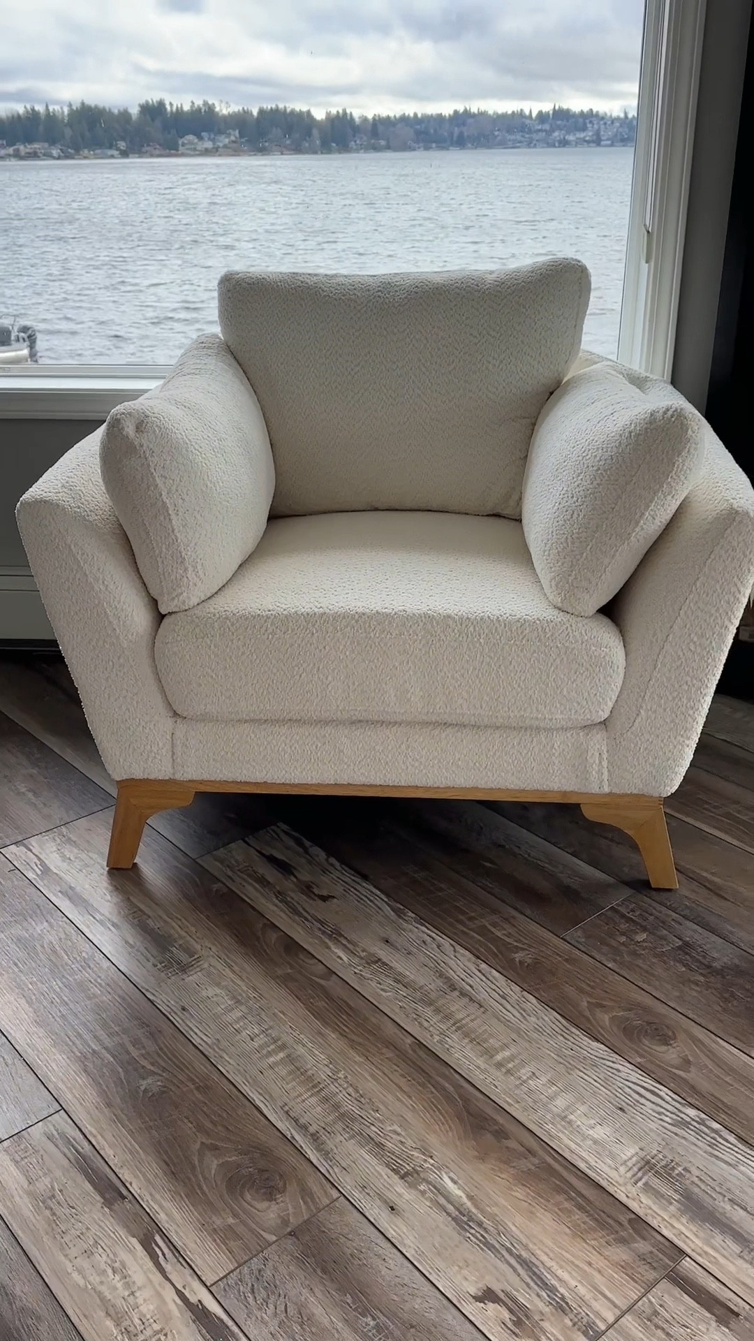 SO happy with this chair!!! I’ve been wanting a chair here forever and this one is the perfect “oversized” vibe but not consuming since it’s in our bedroom. Great Amazon find! #Amazon #AmazonXLTK #oversizedchair

#LTKHome #LTKFamily