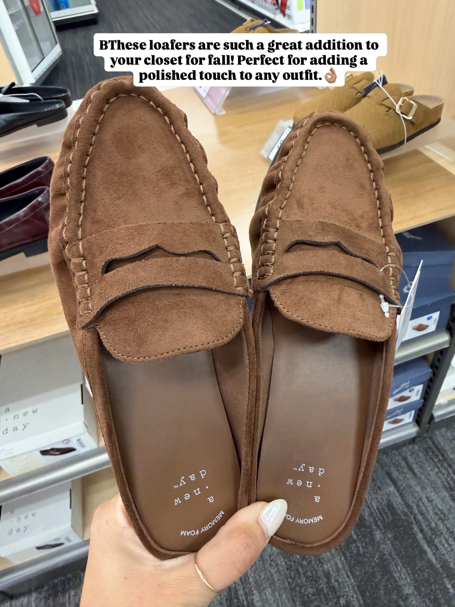 Target is killing it with their shoe selection! Their mules, clogs, and booties are EVERYTHING right now, and these are so on trend for fall.🤎🧸 @Target