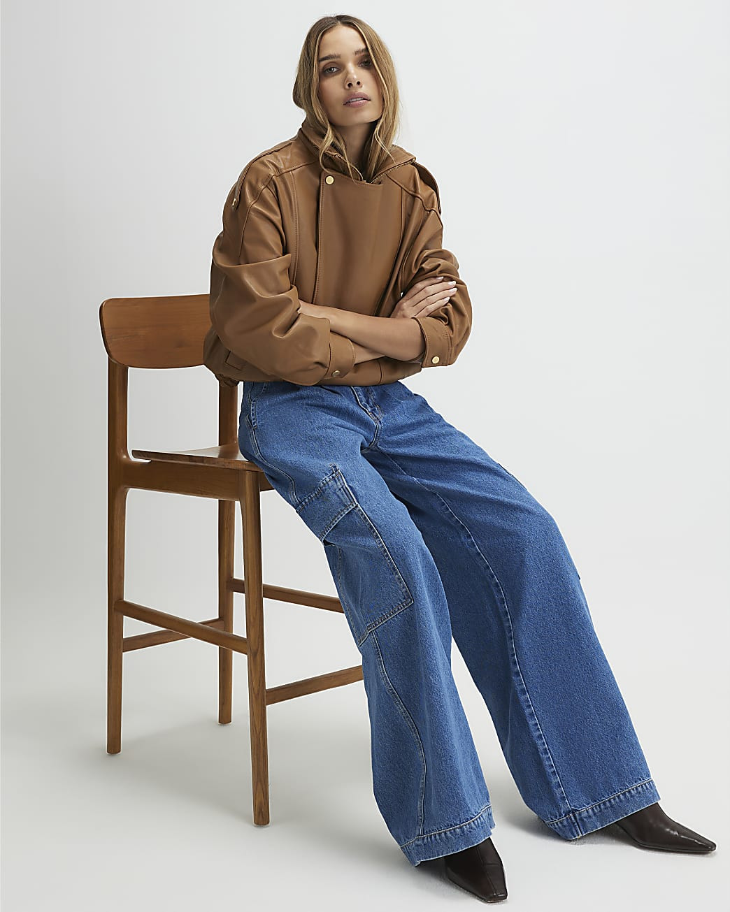 Blue Wide Leg Pleated Cargo Pocket Jeans | River Island UK & IE