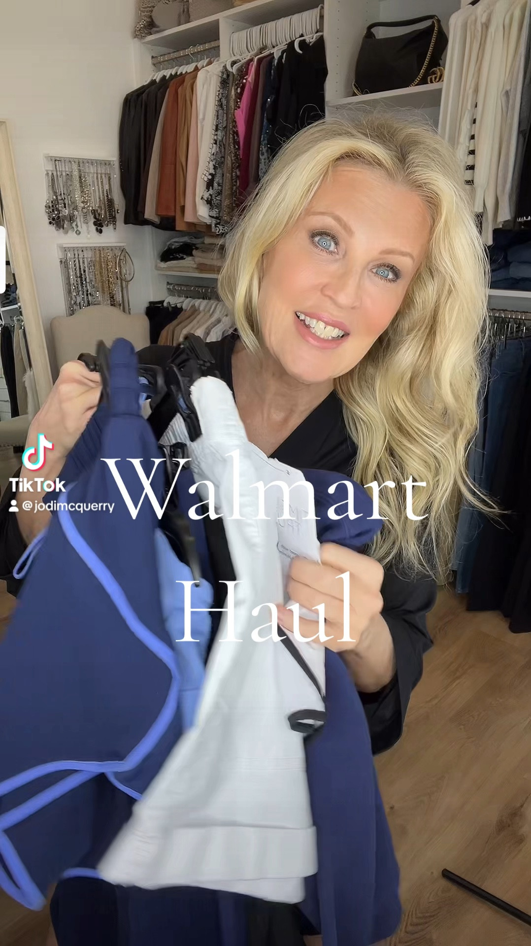 Shorts x-small
Tops x-small

#LTKActive #LTKfindsunder50 #LTKover40