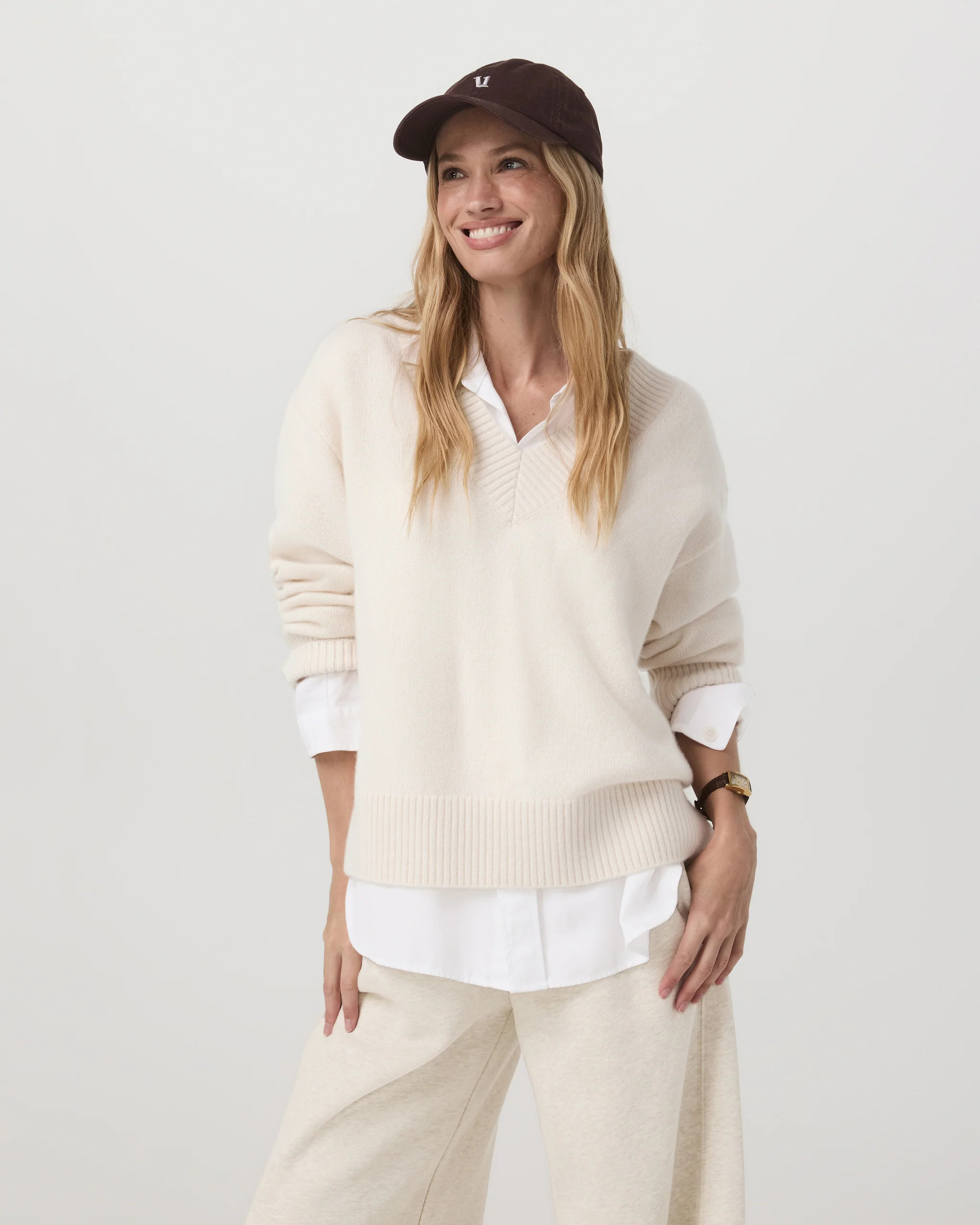 Émilie Cashmere Oversized V-Neck | Vuori Clothing (US & Canada)