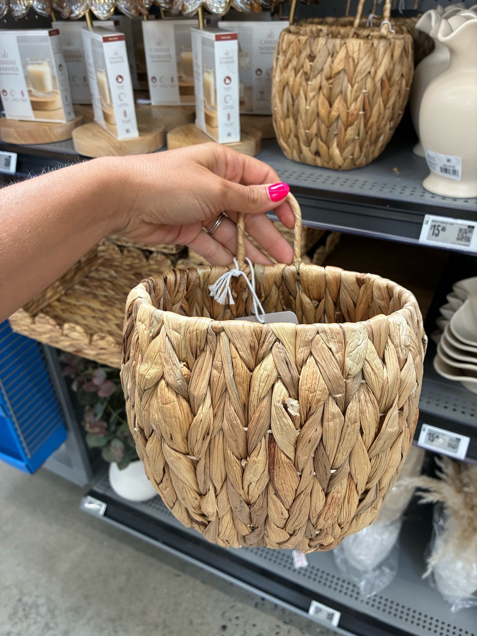 These wall hanging baskets are so adorable!

#LTKHome