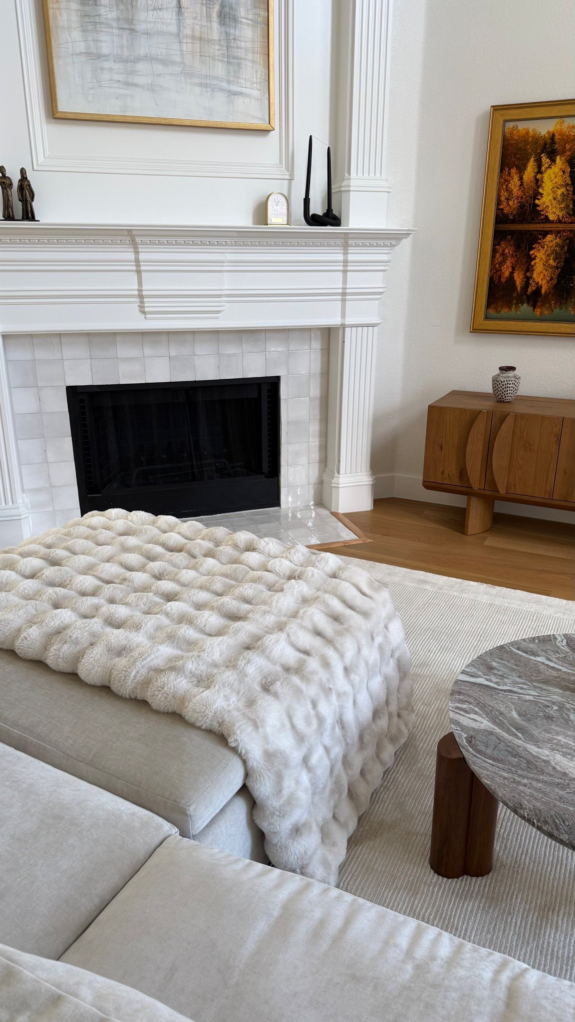 This blanket is seriously one of my favorite things I’ve ever bought. It’s so soft and comforting, like a warm hug at the end of the day ☺️ It’s machine washable too 🙌 and it’s 55% off right now… I just bought another one 😅 Mine’s a size large! CODE BF55

#LTKGiftGuide #LTKSaleAlert