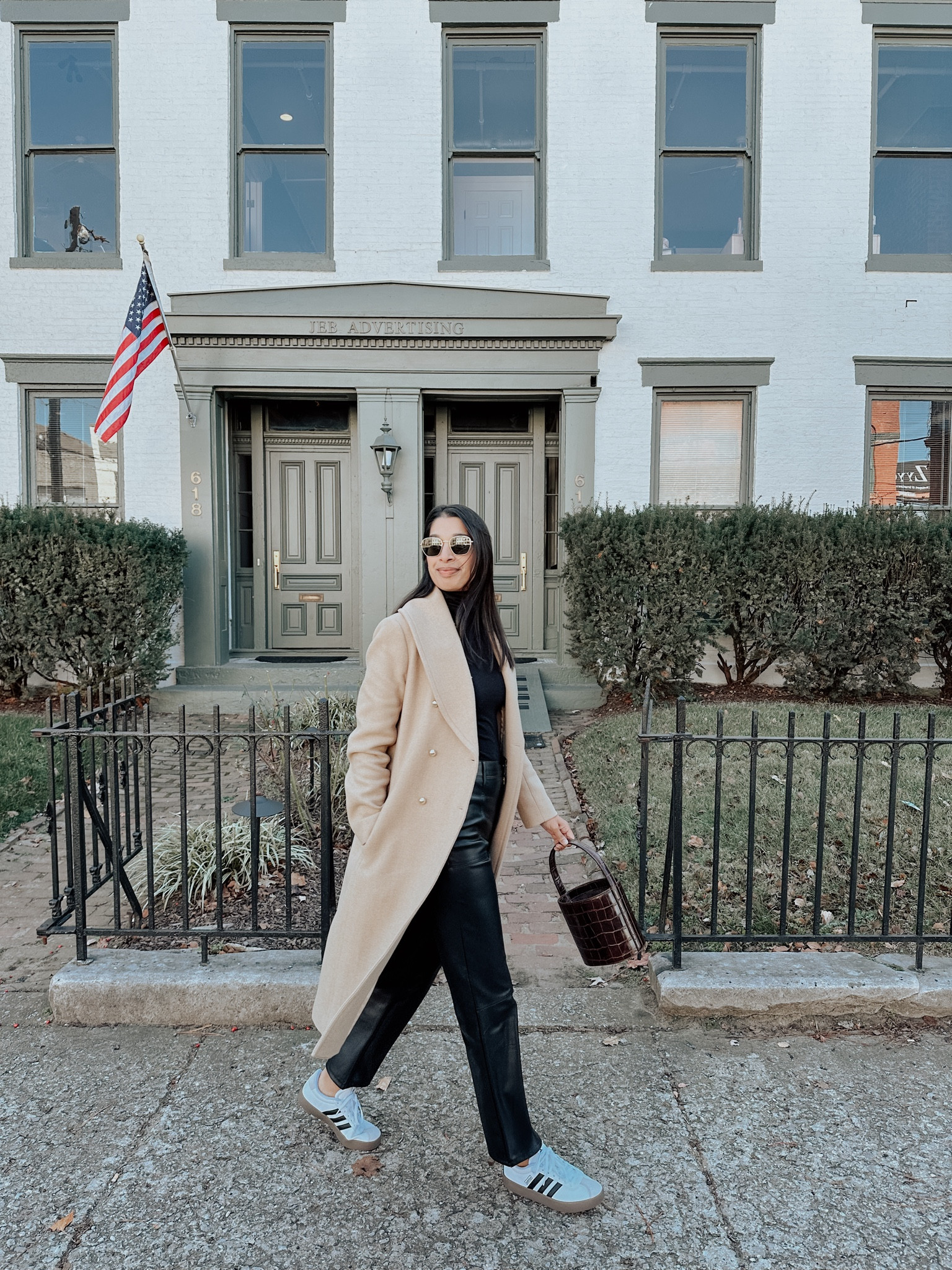 Ready to run around and get all our last minute tasks done, have you finished? 

I’m styling two looks perfect for casual holiday gatherings with a couple of my favorite sneakers from @famousfootwear - they have a fabulous selection at great prices. Since I’ve now aged into the era where I need comfortable shoes, I was excited to expand my Converse and Adidas line-up with versions of shoes I already own in love with a small platform. I can’t tell you how supportive these are and saved sizing details over in my LTK!


#FamousForFashion #FamousFootwearPartner