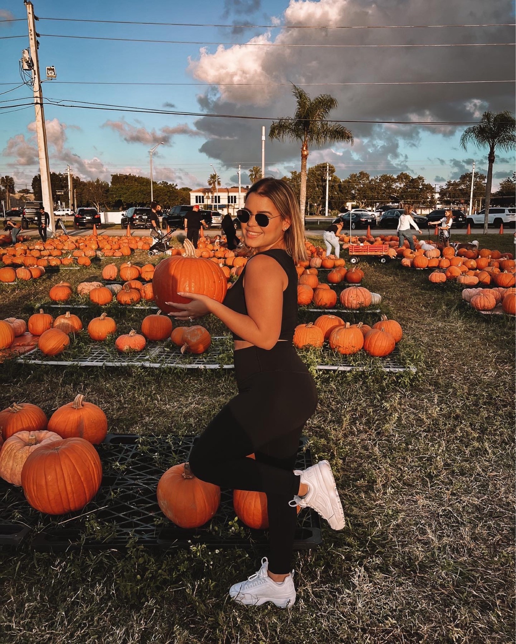 Pumpkin patch sporty Lounge wear 🎃

#LTKunder50 #LTKunder100 #LTKSeasonal