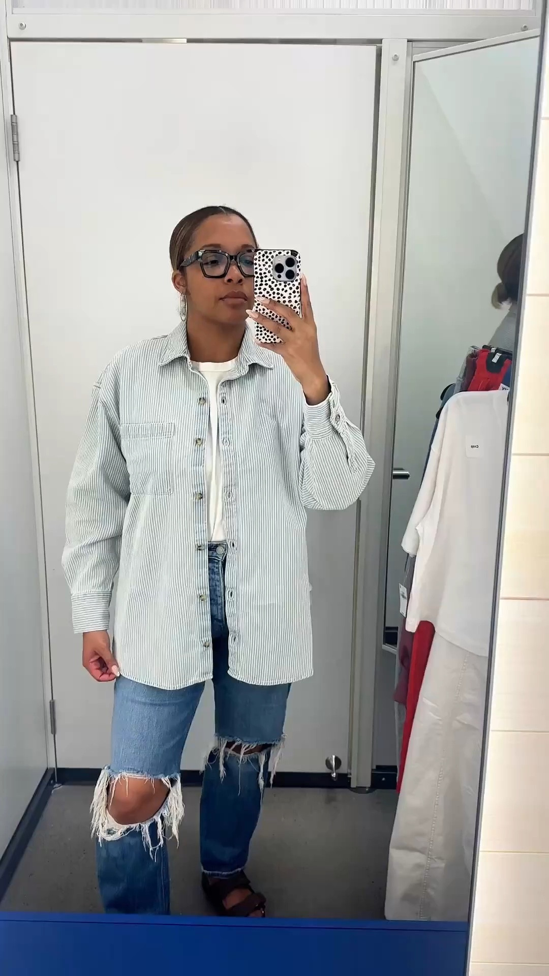 Old Navy is my go to for a Boyfriend Jean top! Perfect option for spring and summer! Wearing medium, size u for oversized look! 

#LTKOver40 #LTKMidsize #LTKootd
